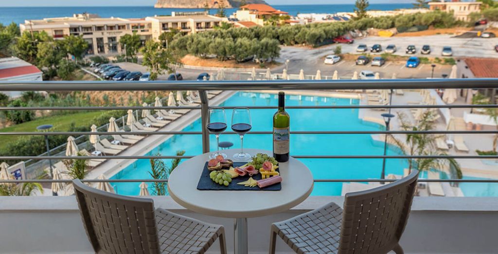 Porto Platanias Village Resort 4*