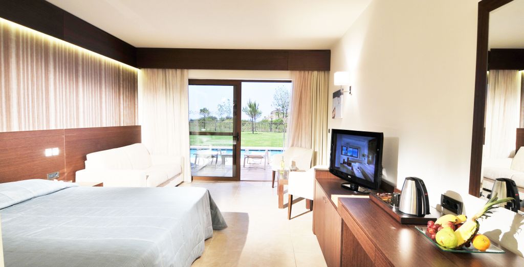 Blue Lagoon Village 5*