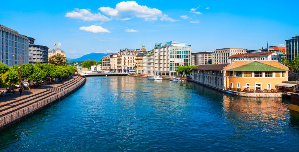 Lake Geneva Hotel 4*