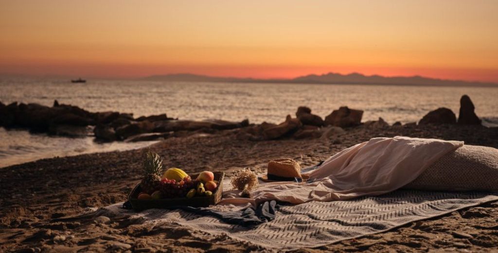 Cavo Orient Beach Hotel & Suites 4*