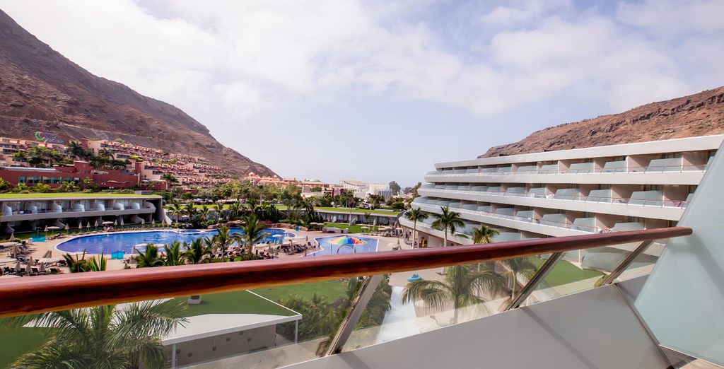 Radisson Blu Resort & Spa Gran Canaria Mogan 5*