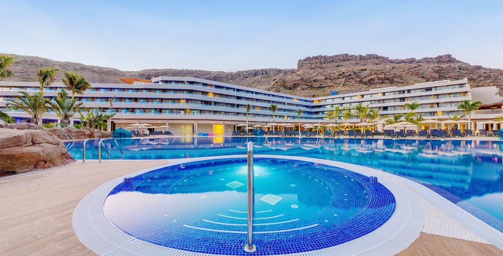Radisson Blu Resort & Spa Gran Canaria Mogán 5*