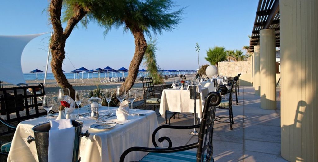 Hotel Aquila Rithymna Beach 5*