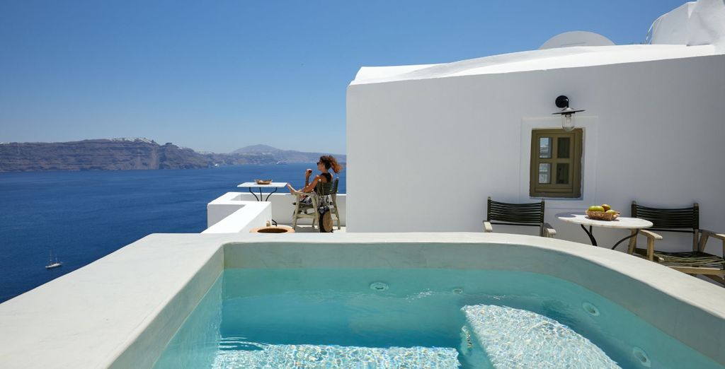 Rhenia's Suites