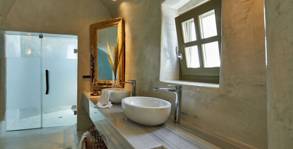 Rhenia's Suites