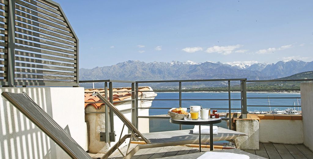 Hotel Balanea con barca a vela da Saint-Raphaël
