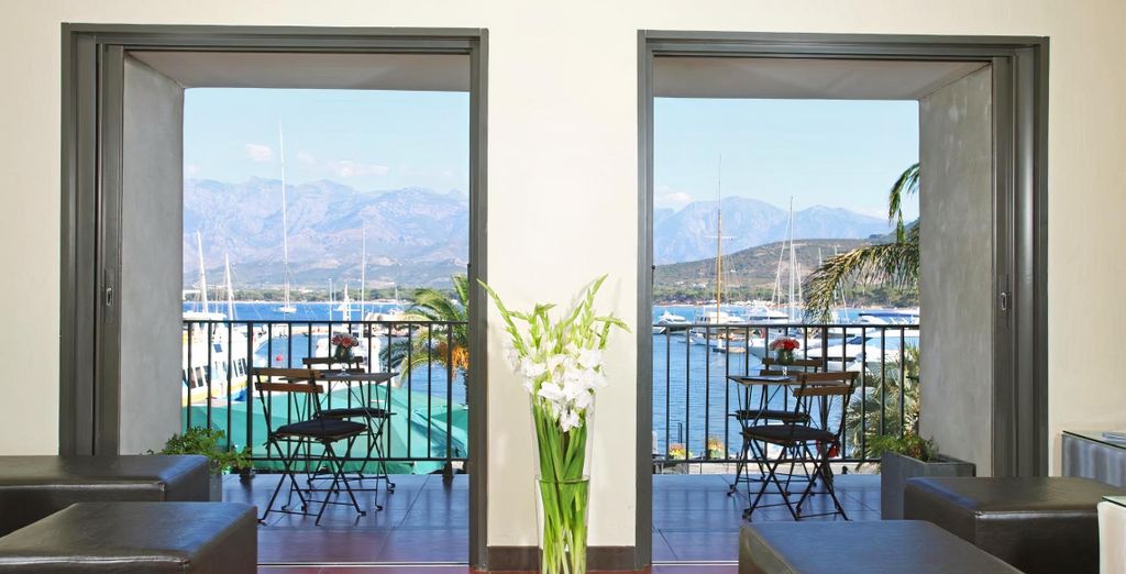 Hotel Balanea con barca a vela da Saint-Raphaël