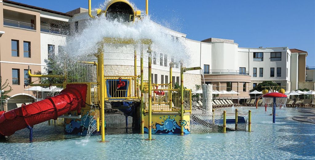 Atlantica Caldera Palace