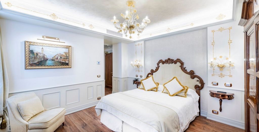 Hotel Monaco & Grand Canal 4*