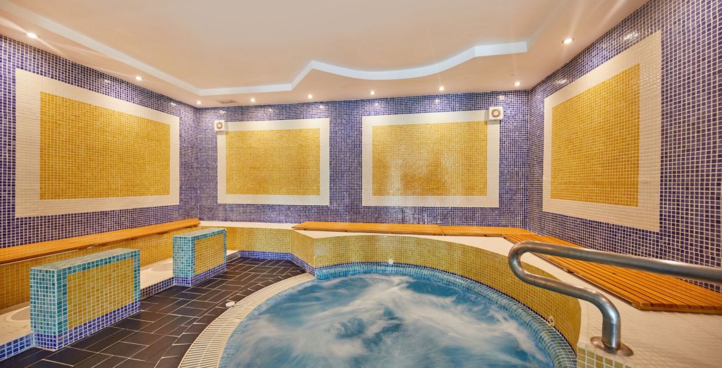 Hotel Pula Suites Boutique Resort 5*