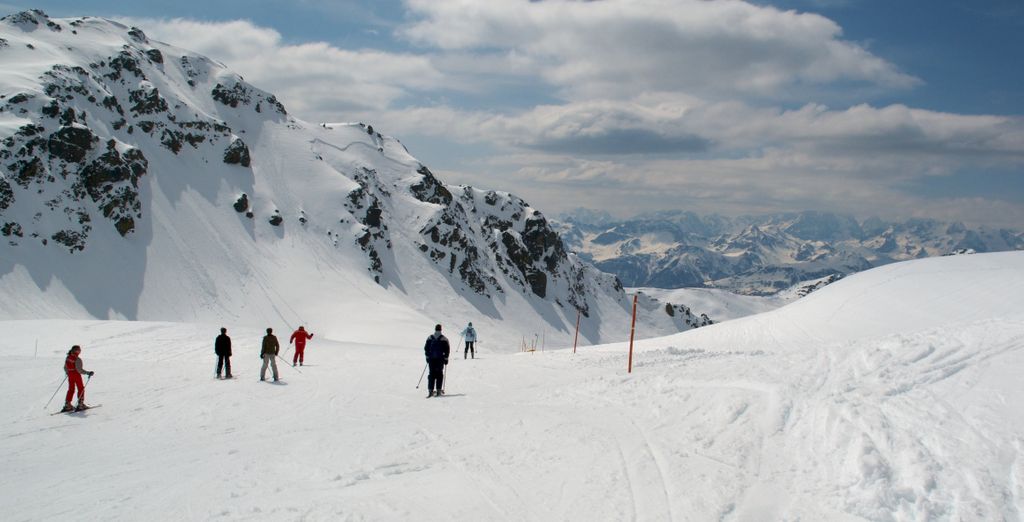 Le Chalet Blanc Hotel & Spa 4*