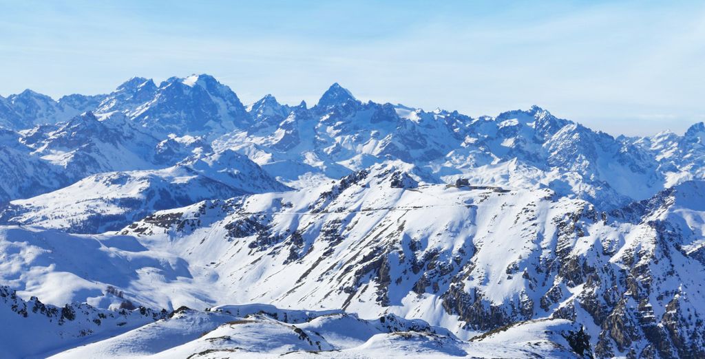 Le Chalet Blanc Hotel & Spa 4*