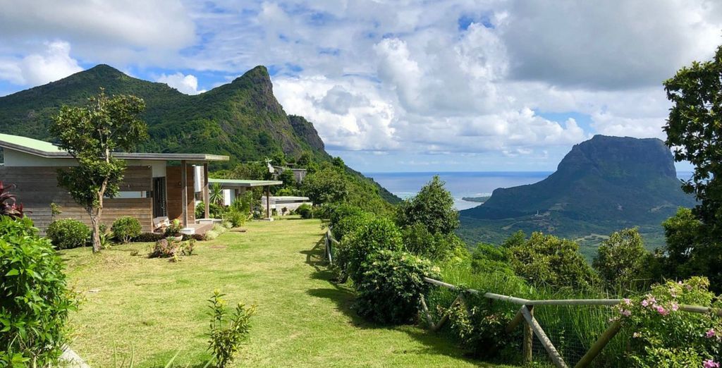 Combinato Chalets Chamarel & Seasense Boutique Hotel & Spa 5*