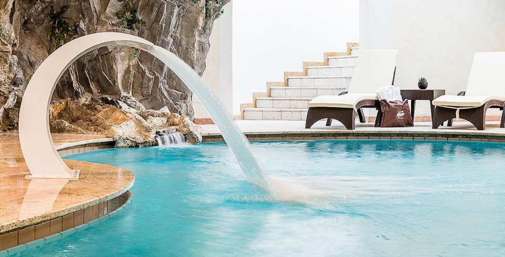 Hotel Almina 4*