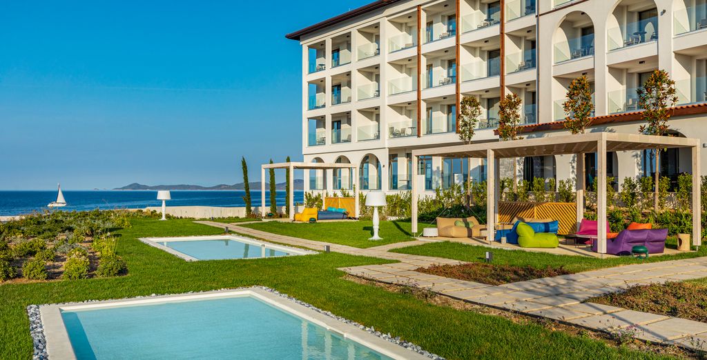 Mount Athos Resort 5*