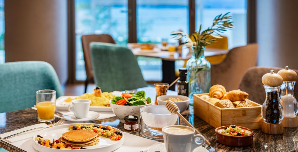 Mount Athos Resort 5*