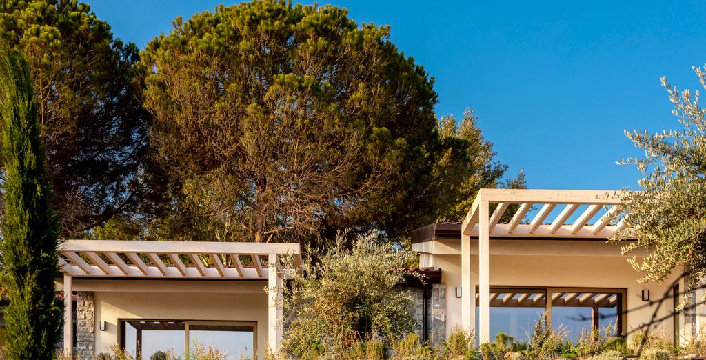 Mount Athos Resort 5*