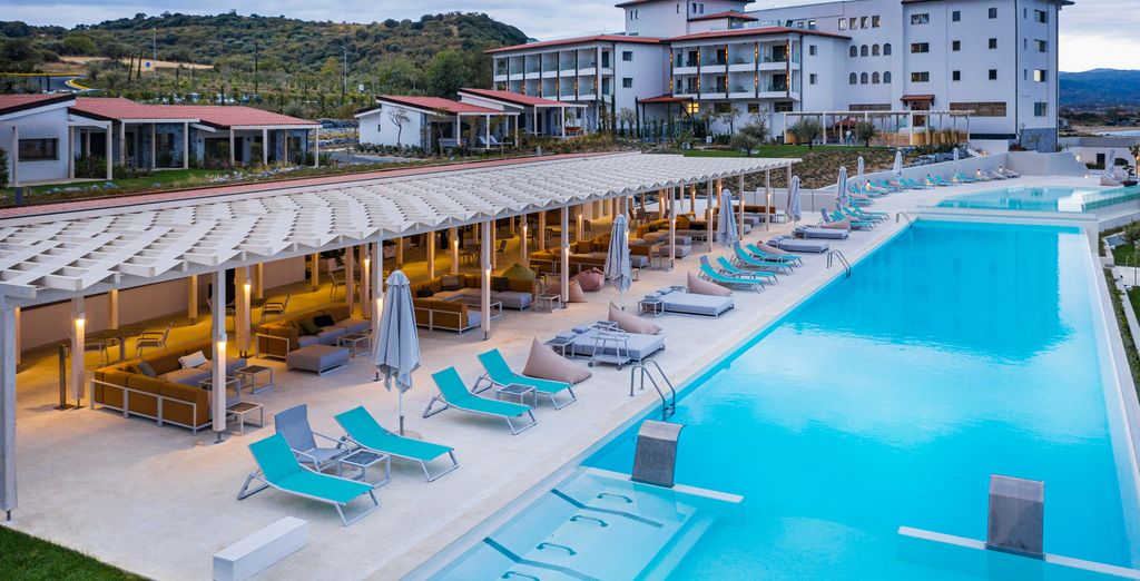 Mount Athos Resort 5*