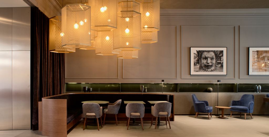 Kozmo Hotel Suites & Spa 5*