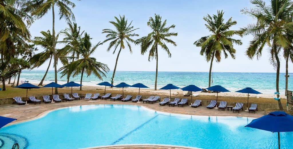 Jacaranda Indian Ocean Beach Resort 4* e safari nella natura