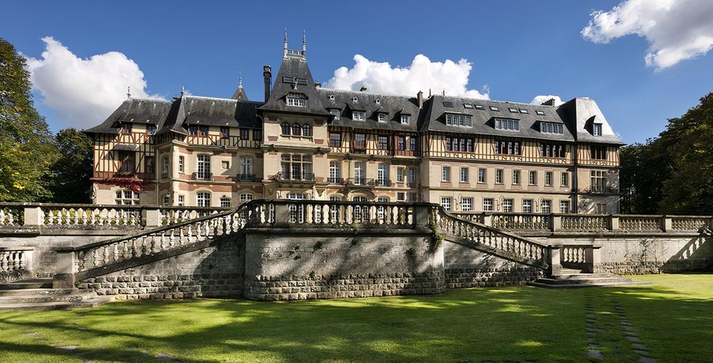 Château de Montvillargenne 4*