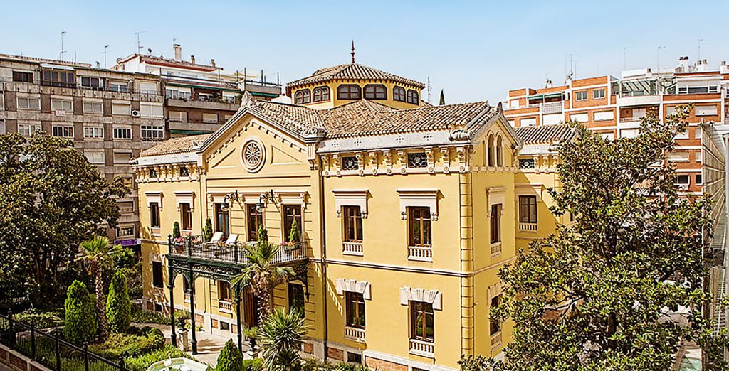 Hotel Hospes Palacio De Los Patos 5*
