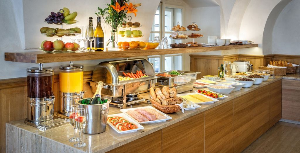 Hotel Golden Star 4*