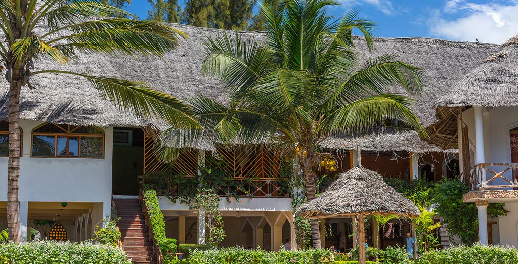 Safari con estensione presso l'Hotel Waridi Beach Resort & Spa 4*
