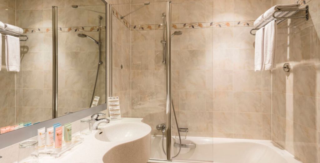 Hotel Aragon Bruges 4*