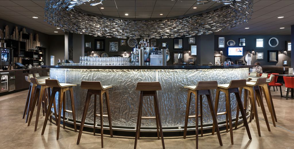 Mercure Hotel Amsterdam City 4*