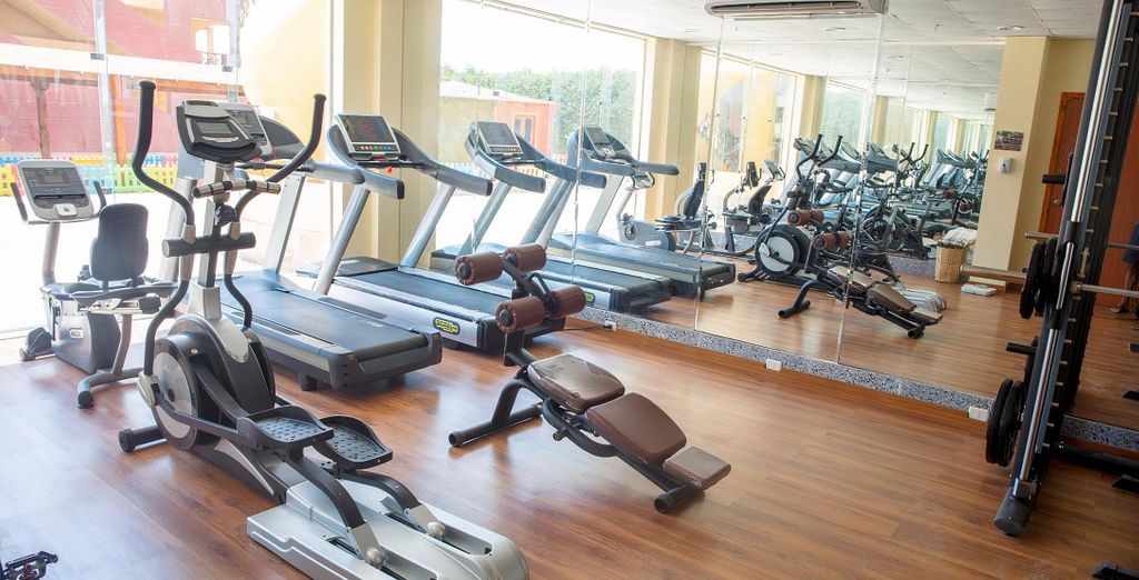 Royal Tulip Beach Resort 5* con Crociera opzionale di 7 notti sul Nilo
