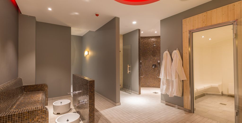 Leonardo Royal Hotel Amsterdam 4*