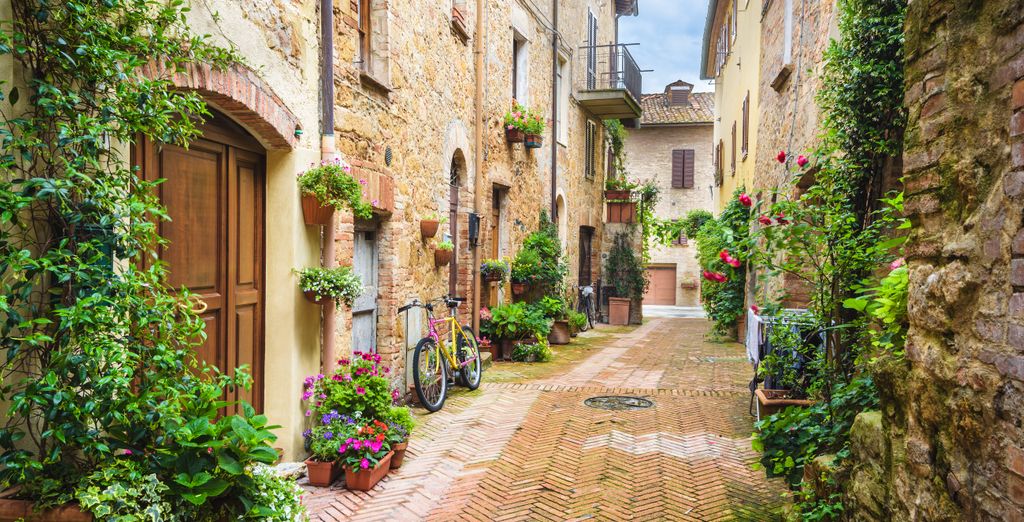 Tour della Via Cassia - Dal Tirreno alla Liguria attraverso la via degli Etruschi