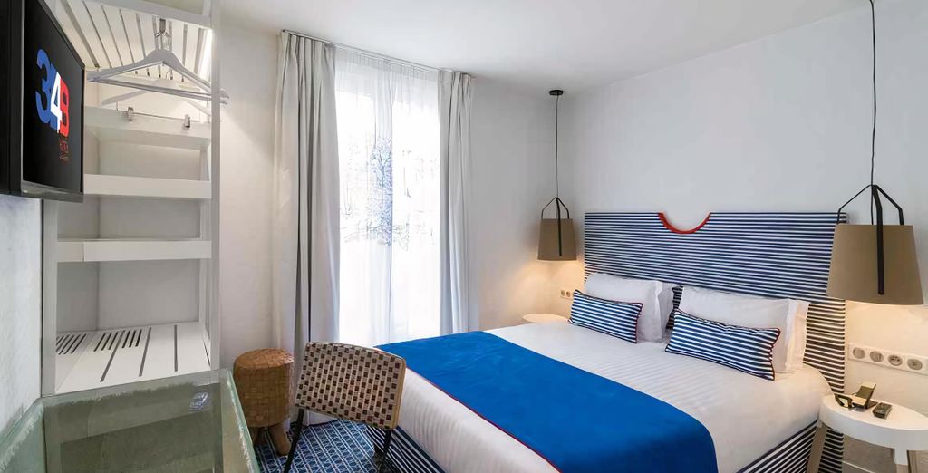 Hotel 34B