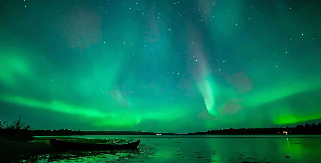 Apukka Arctic Resort con possibile treno notturno ed estensione ad Helsinki