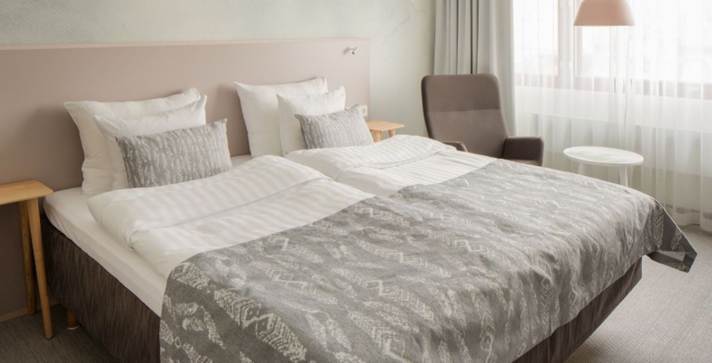 Apukka Arctic Resort con possibile treno notturno ed estensione ad Helsinki