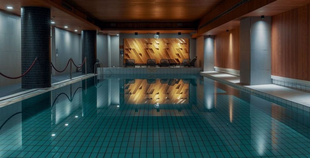 Apukka Arctic Resort con possibile treno notturno ed estensione ad Helsinki