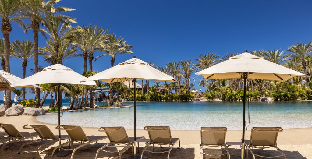 Hotel Lopesan Costa Meloneras 5*