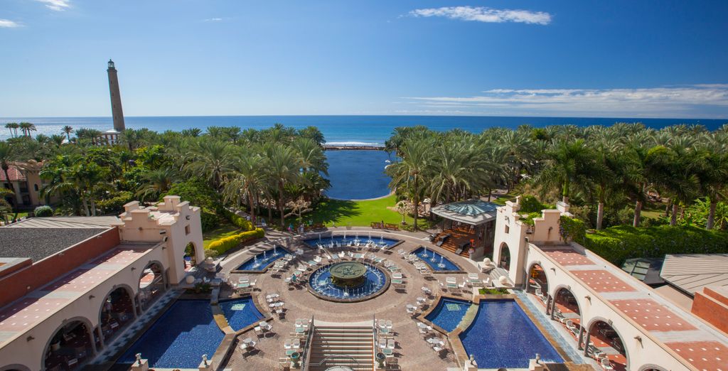 Hotel Lopesan Costa Meloneras 5*