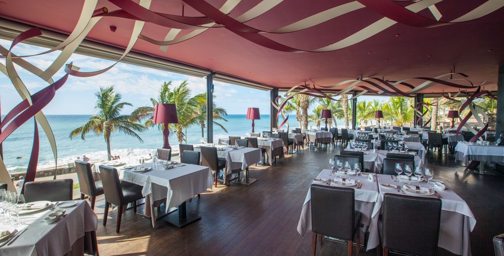Hotel Lopesan Costa Meloneras 5*
