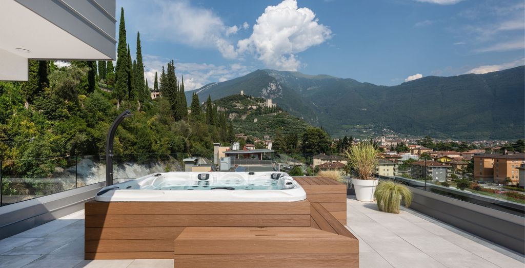 Hoody Active & Happiness Hotel 4*