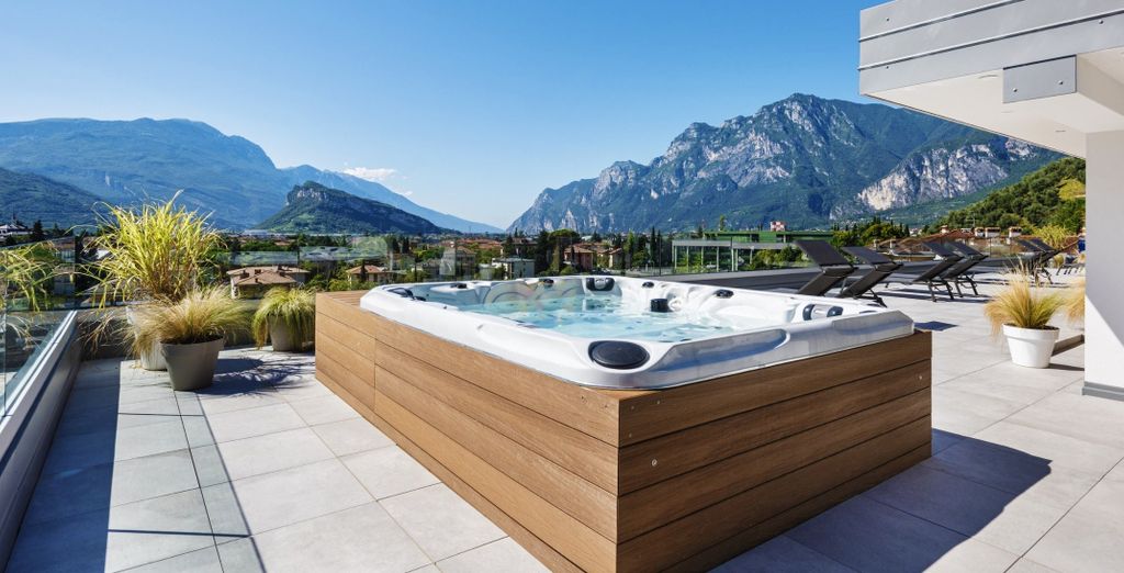Hoody Active & Happiness Hotel 4*
