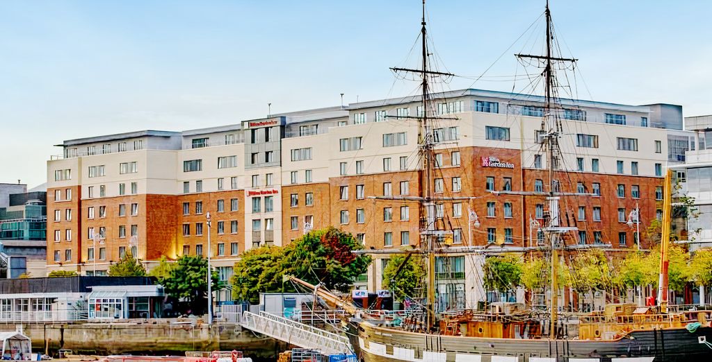 Hilton Garden Inn Dublin Custom House 4*