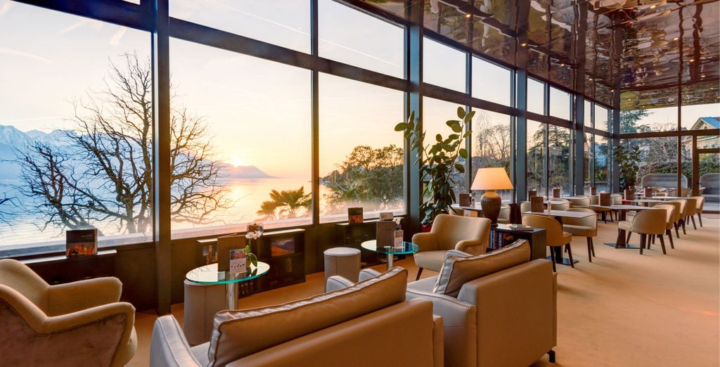 Royal Plaza Montreux 5*