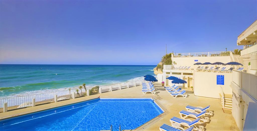 Holiday Inn Algarve 4*
