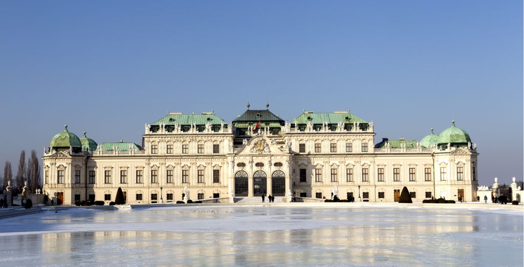 Simm's Hotel 4*