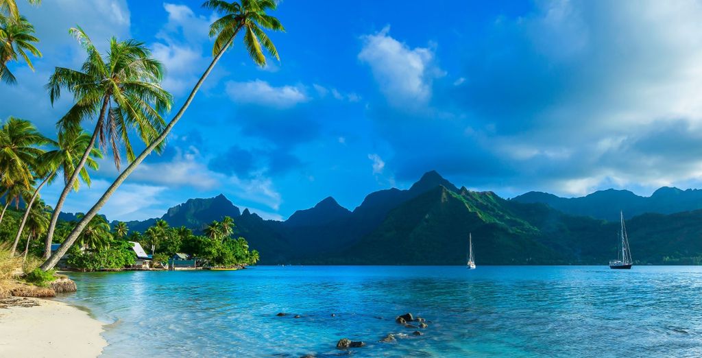 French Polynesia Islands Discovery: Tahiti, Moorea & Bora Bora