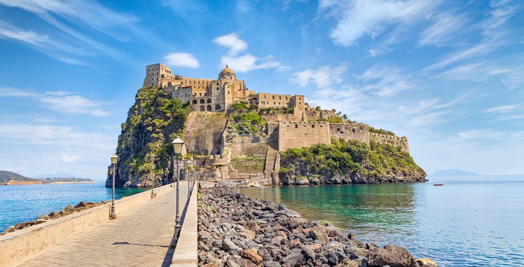 Tour "La Dolce Vita nelle Isole del Golfo di Napoli"