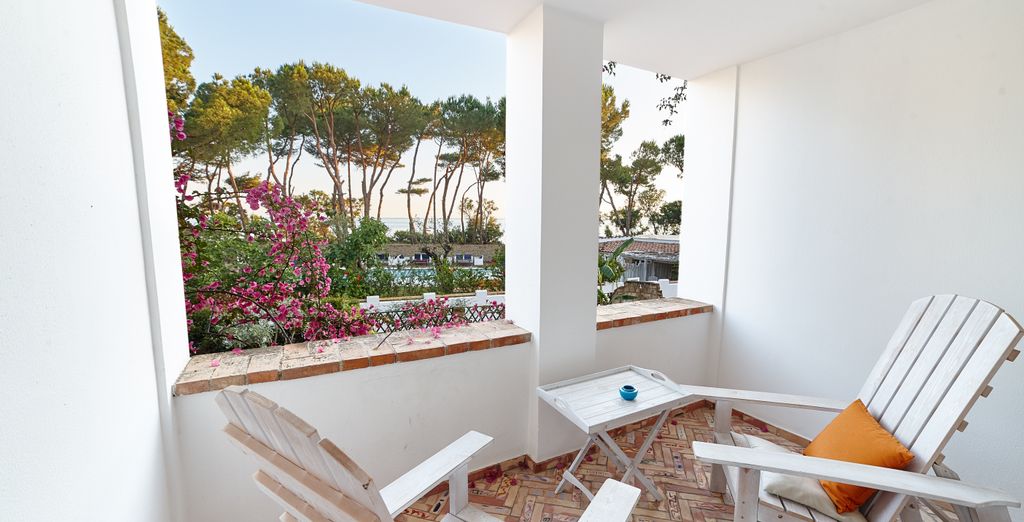 Praia Art Resort 5*