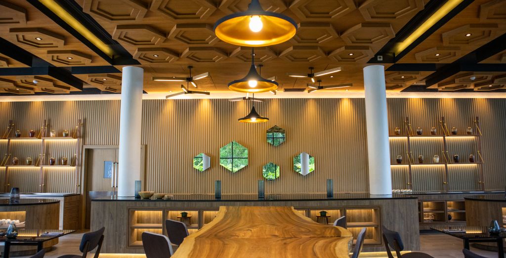 Bella Nara Chiang Mai 4* e Meliá Phuket Mai Khao Beach 5* con possibile pre-estensione a Bangkok